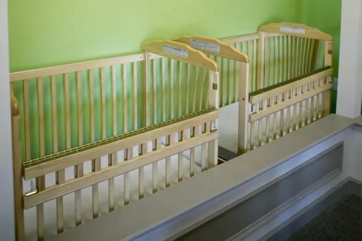 Children’s Discovery Center crib